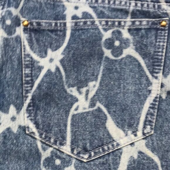 Louis Vuitton Blue Jean Shorts with Geometric Pattern - Picture 9 of 12